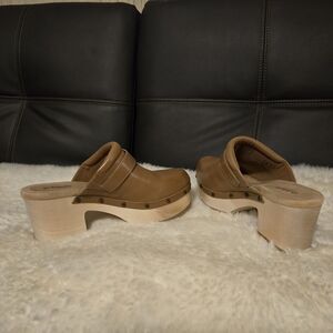 Dr. Scholl's Brown Leather Clogs